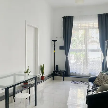 別荘 La Rena カターニア